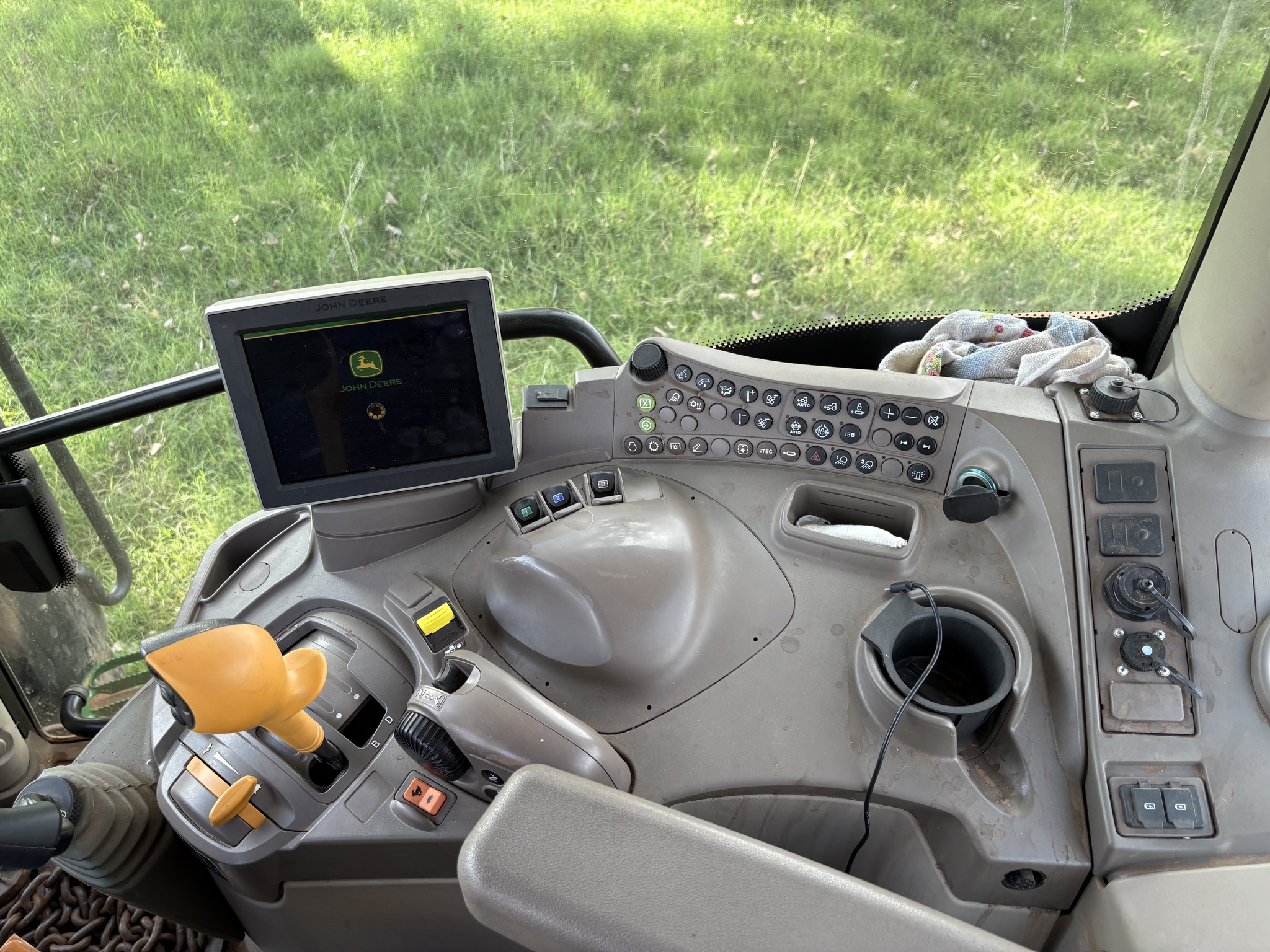 2022 John Deere 6R 155 Image 24