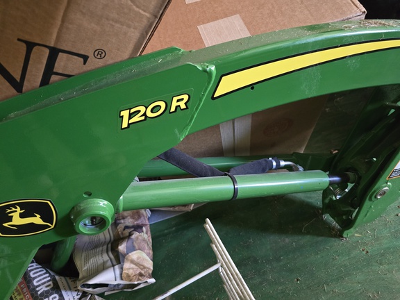 Photo of 2019 John Deere 1025R