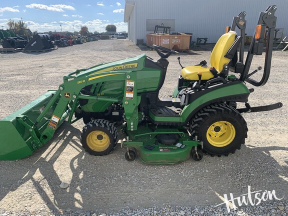 Photo of 2019 John Deere 1025R