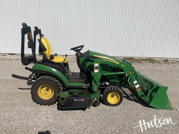 Photo of 2019 John Deere 1025R