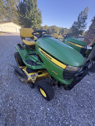 Photo of 2011 John Deere X324