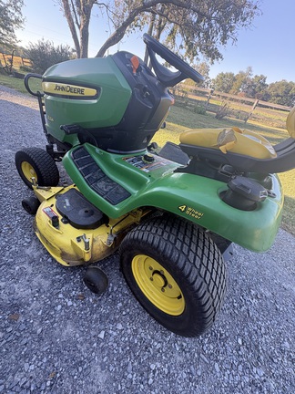 Photo of 2011 John Deere X324