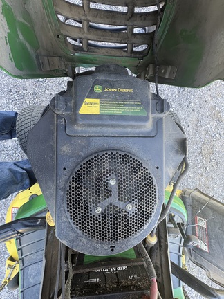 Photo of 2011 John Deere X324