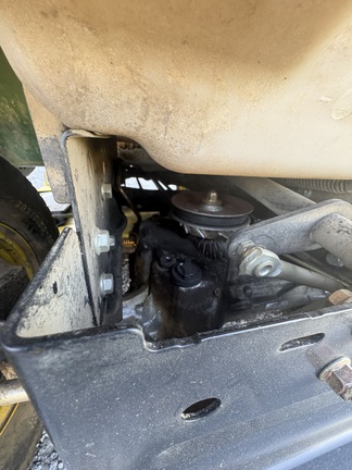 Photo of 2011 John Deere X324