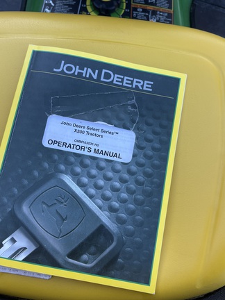 Photo of 2011 John Deere X324