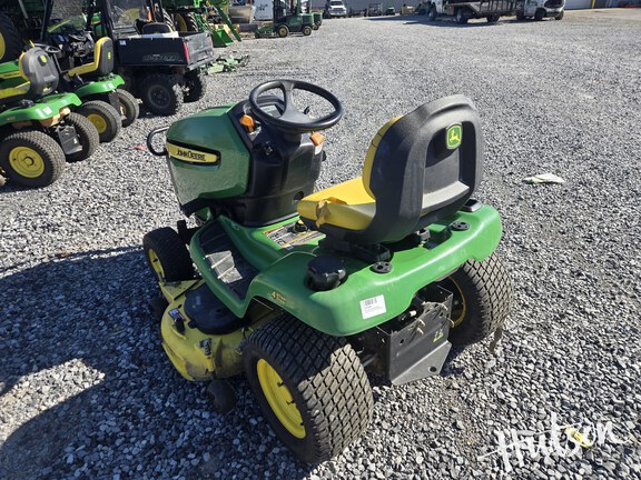 Photo of 2011 John Deere X324
