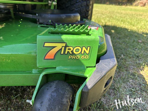 Photo of John Deere Z950M