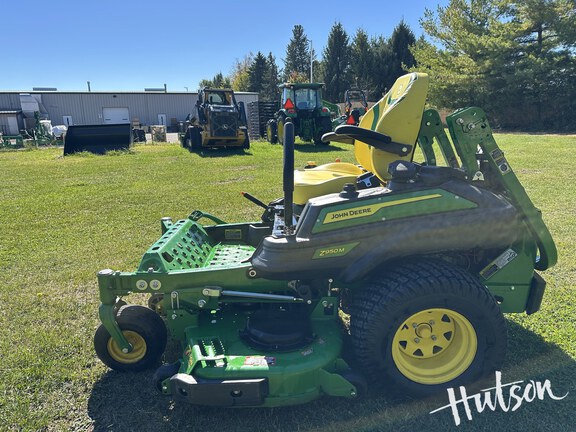 Photo of John Deere Z950M