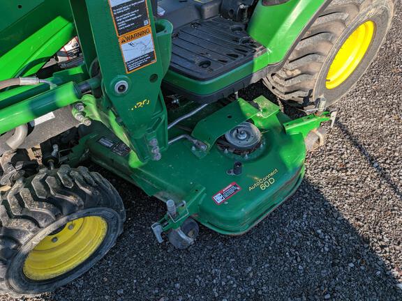 2021 John Deere 1025R