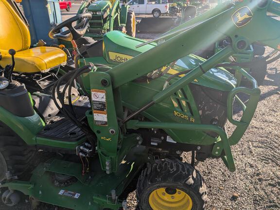2021 John Deere 1025R