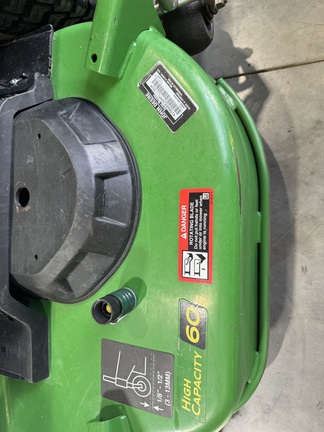 2023 John Deere X754 - Photo9