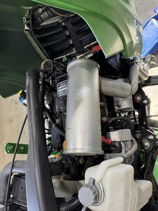 2023 John Deere X754 - Photo8
