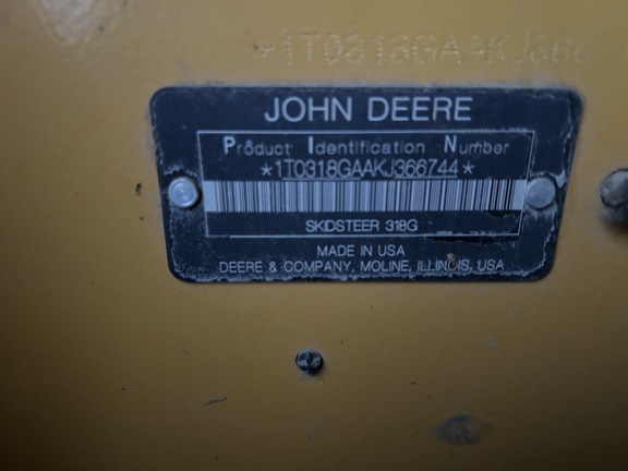 2019 John Deere 318G - Photo10