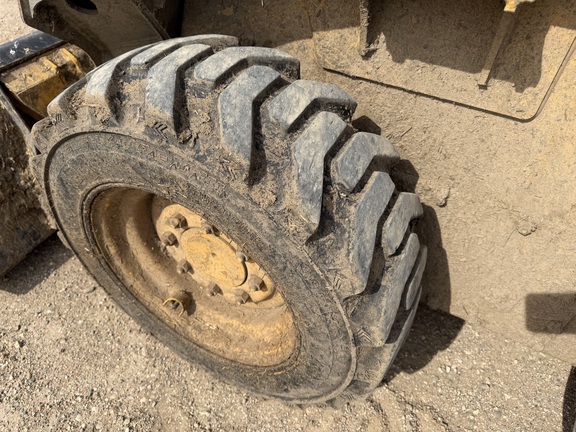 2019 John Deere 318G - Photo9