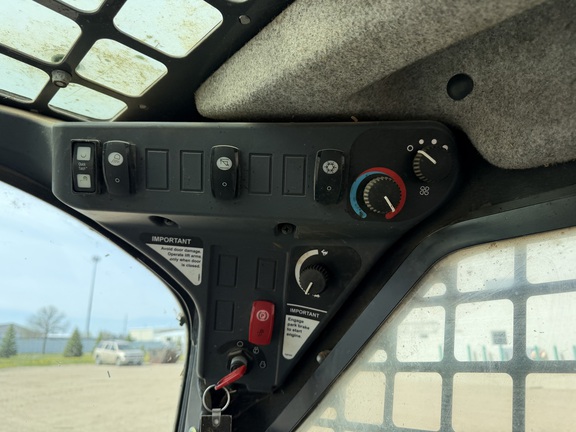2019 John Deere 318G - Photo23