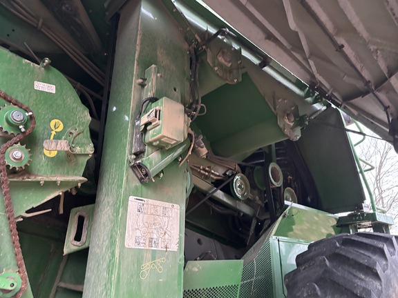 Photo of 2019 John Deere S790