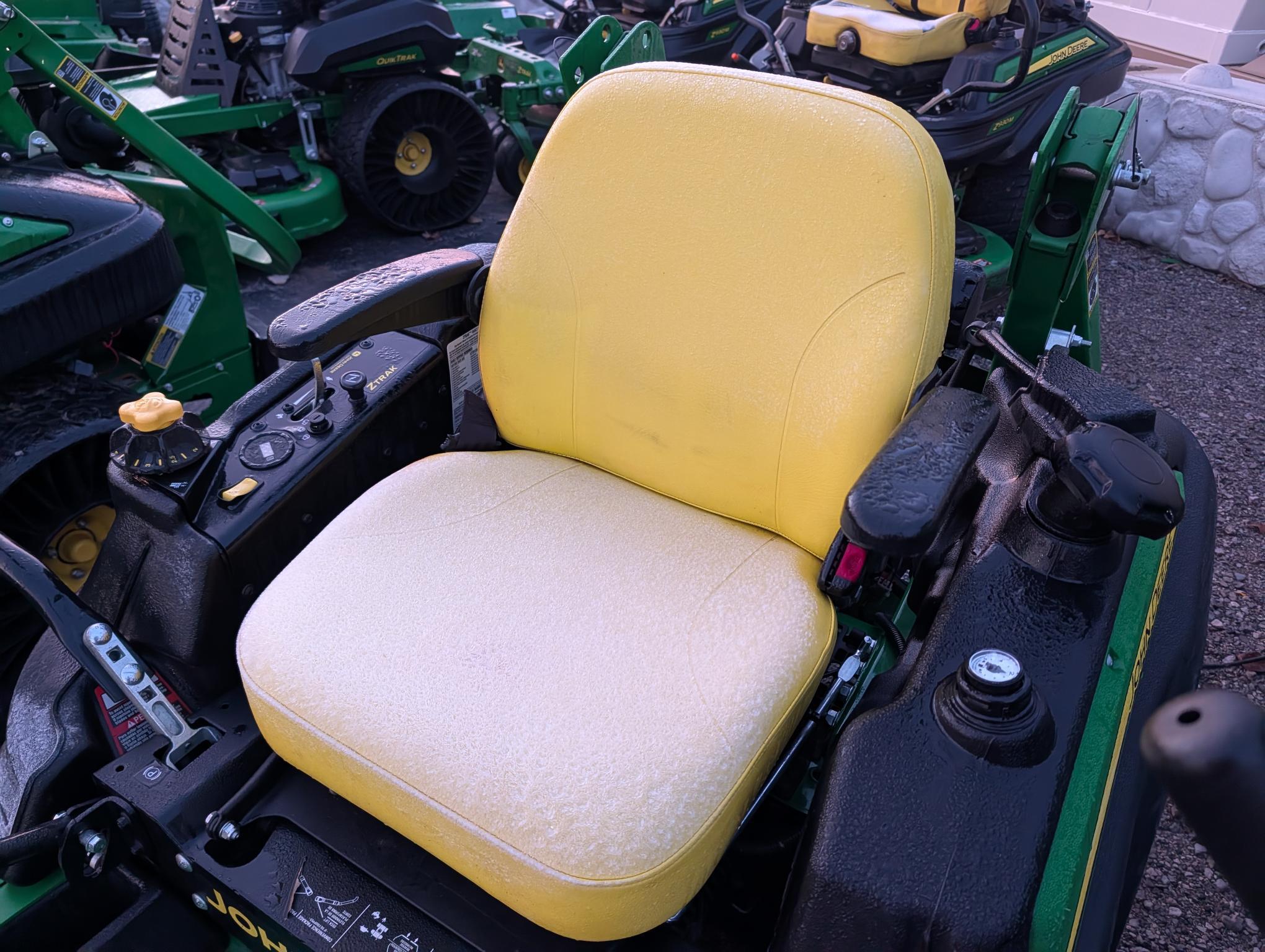 2017 John Deere Z915E Image 8