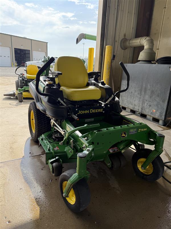 2017 John Deere Z915E Image 1