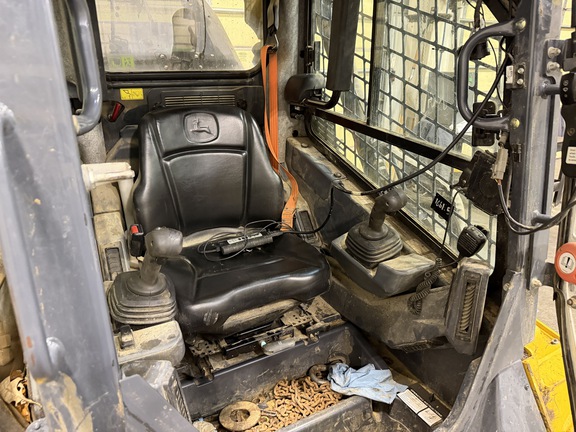 Photo of 2020 John Deere 333G