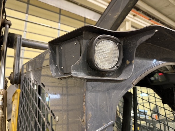 Photo of 2020 John Deere 333G