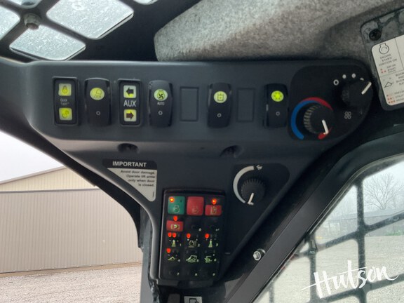 Photo of 2020 John Deere 333G