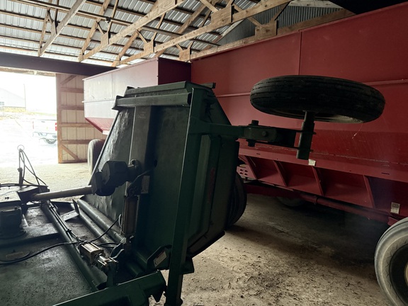 Photo of 1999 John Deere 1518