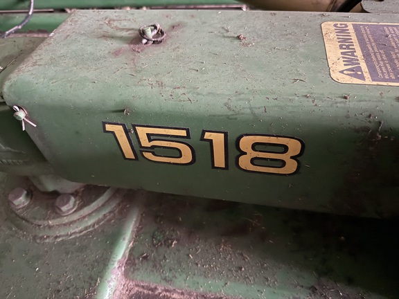 Photo of 1999 John Deere 1518
