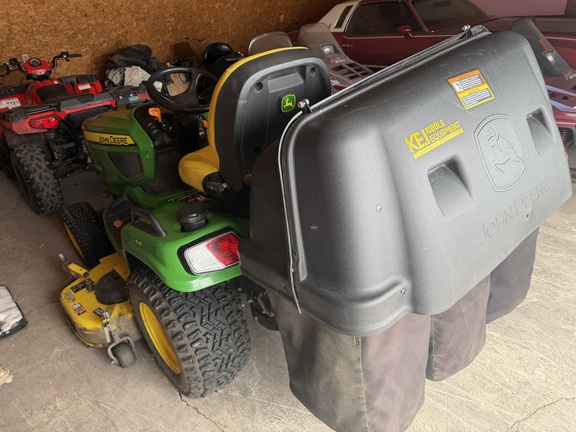 2017 John Deere X738 - Photo3