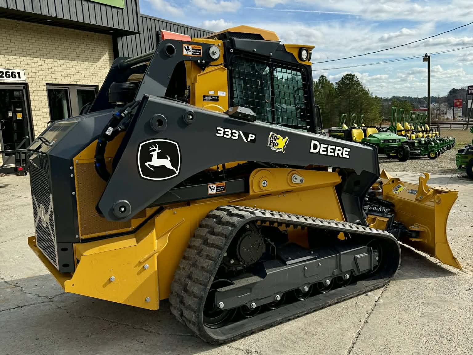 2026 John Deere 333 P Image 5