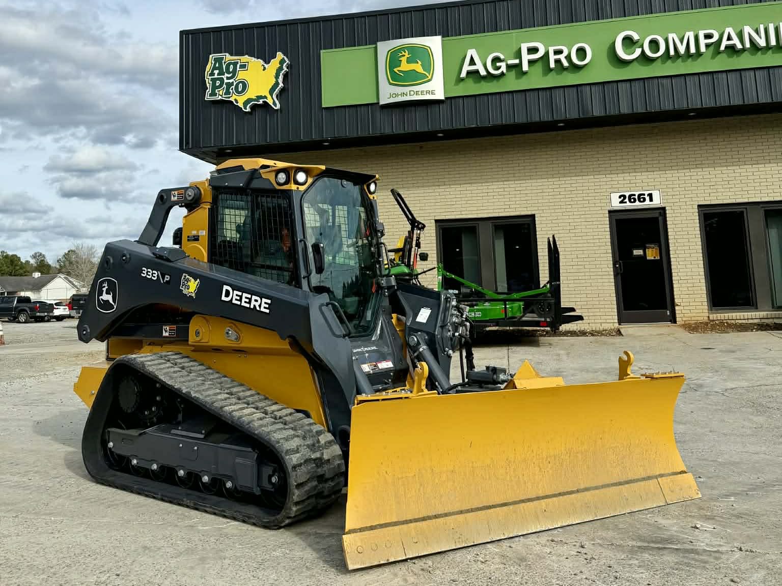 2026 John Deere 333 P Image 6