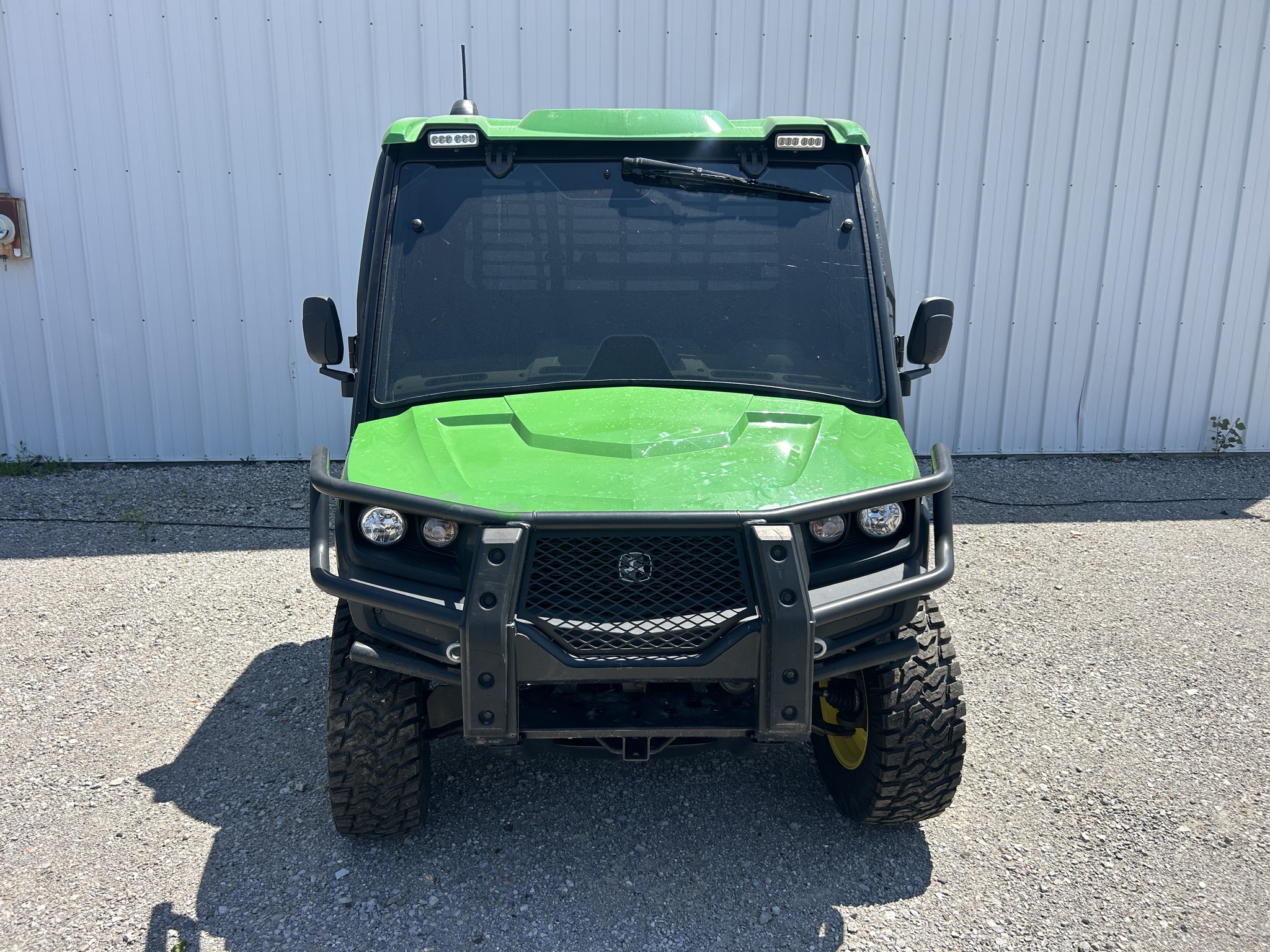 2024 John Deere XUV 835R Image 3