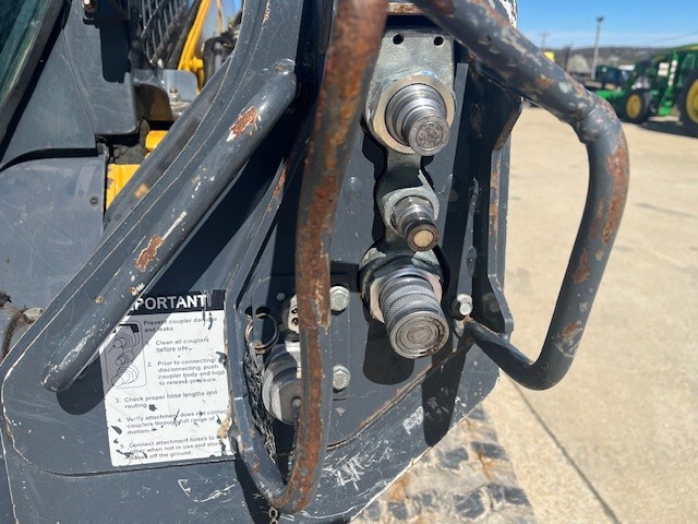  2018 John Deere 333G at Heritage Tractor in West Plains, MO