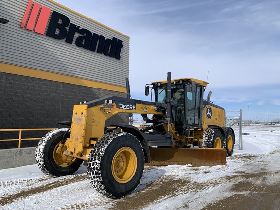 Photo of a 2021 John Deere 870G
