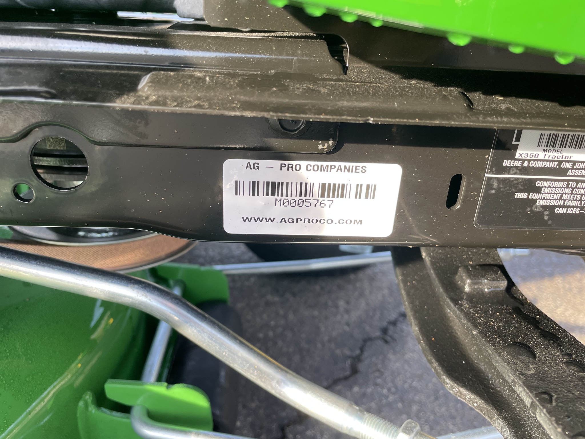 2026 John Deere X350 Image 9