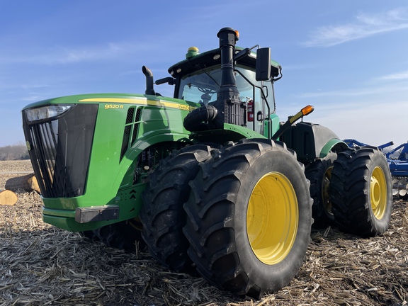 Photo of 2018 John Deere 9520R
