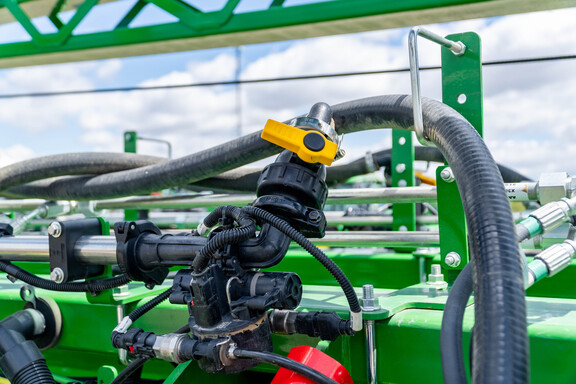 Used 2022 John Deere 1775NT Planters: Drawn at Koenig Equipment in Anna, OH - Photo19