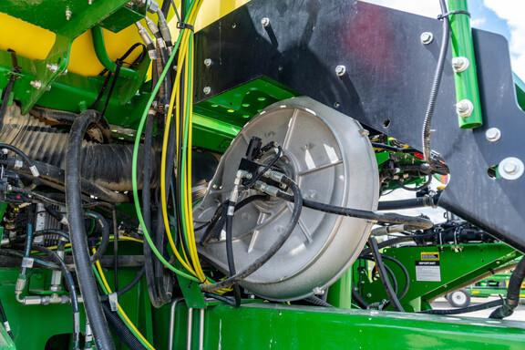 Used 2022 John Deere 1775NT Planters: Drawn at Koenig Equipment in Anna, OH - Photo21