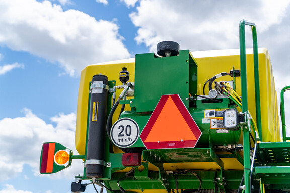 Used 2022 John Deere 1775NT Planters: Drawn at Koenig Equipment in Anna, OH - Photo26