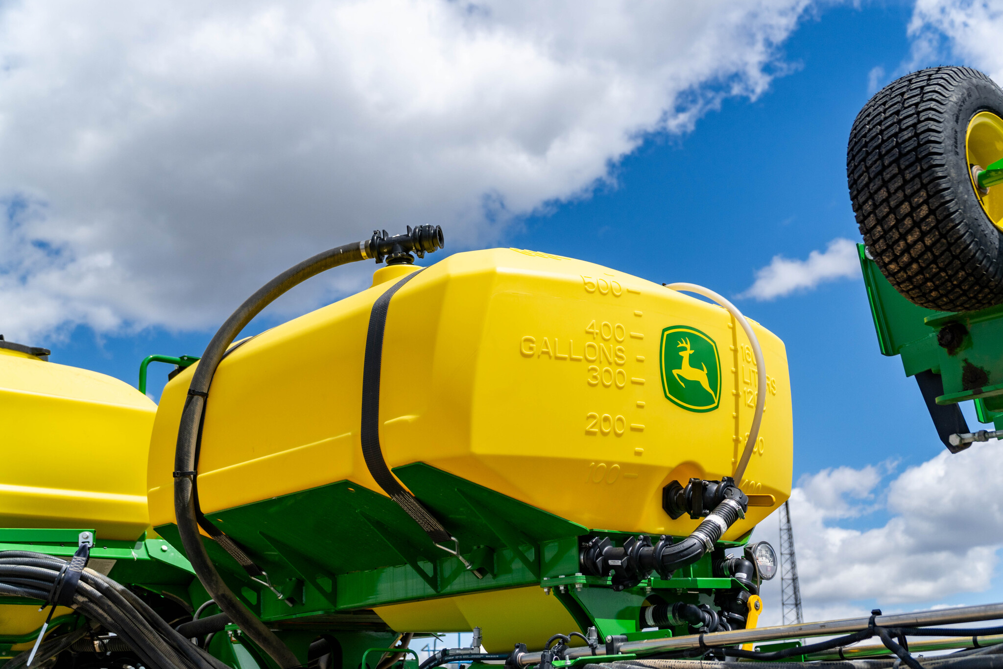 Used 2022 John Deere 1775NT Planters: Drawn at Koenig Equipment in Anna, OH - PhotoXL27