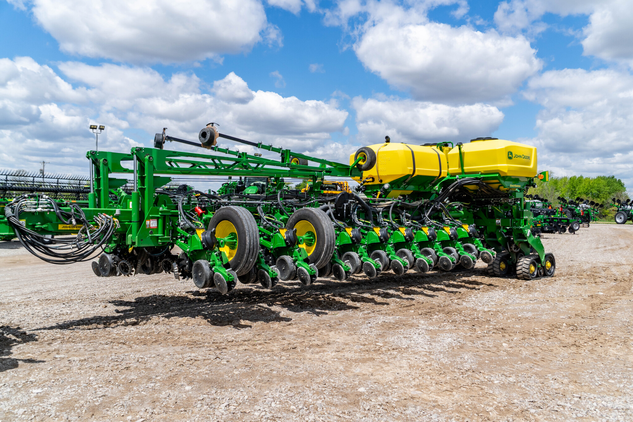 Used 2022 John Deere 1775NT Planters: Drawn at Koenig Equipment in Anna, OH - PhotoXL0