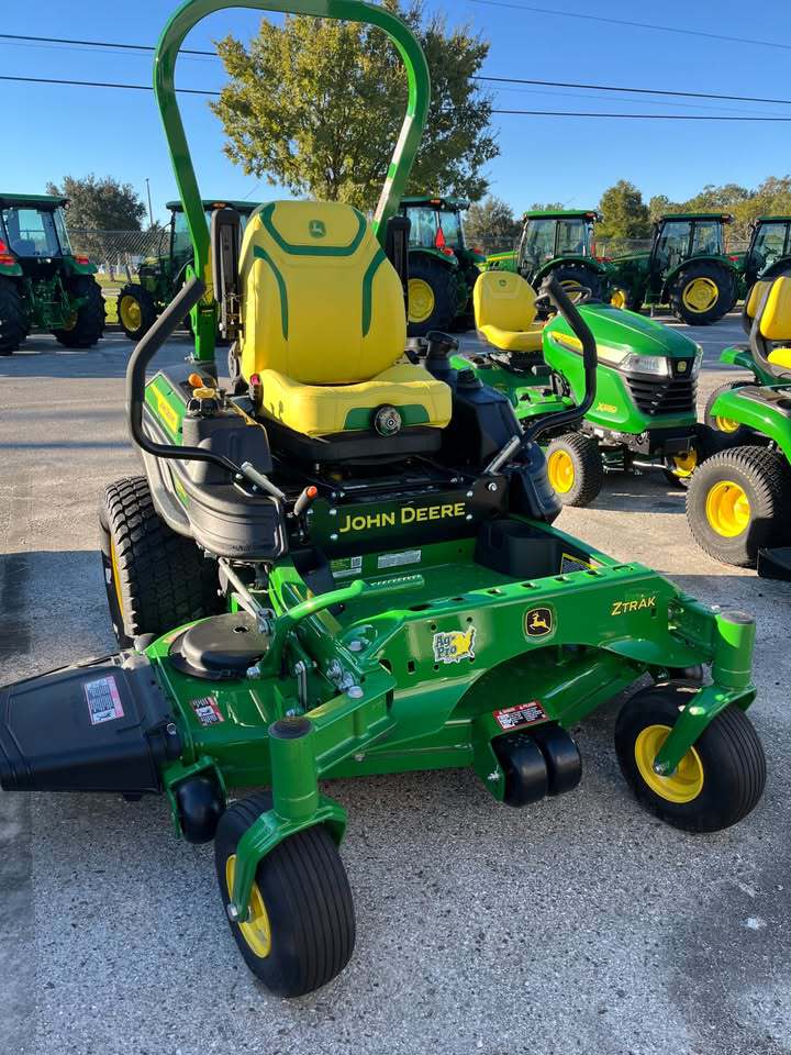 John Deere Z930M Image 1