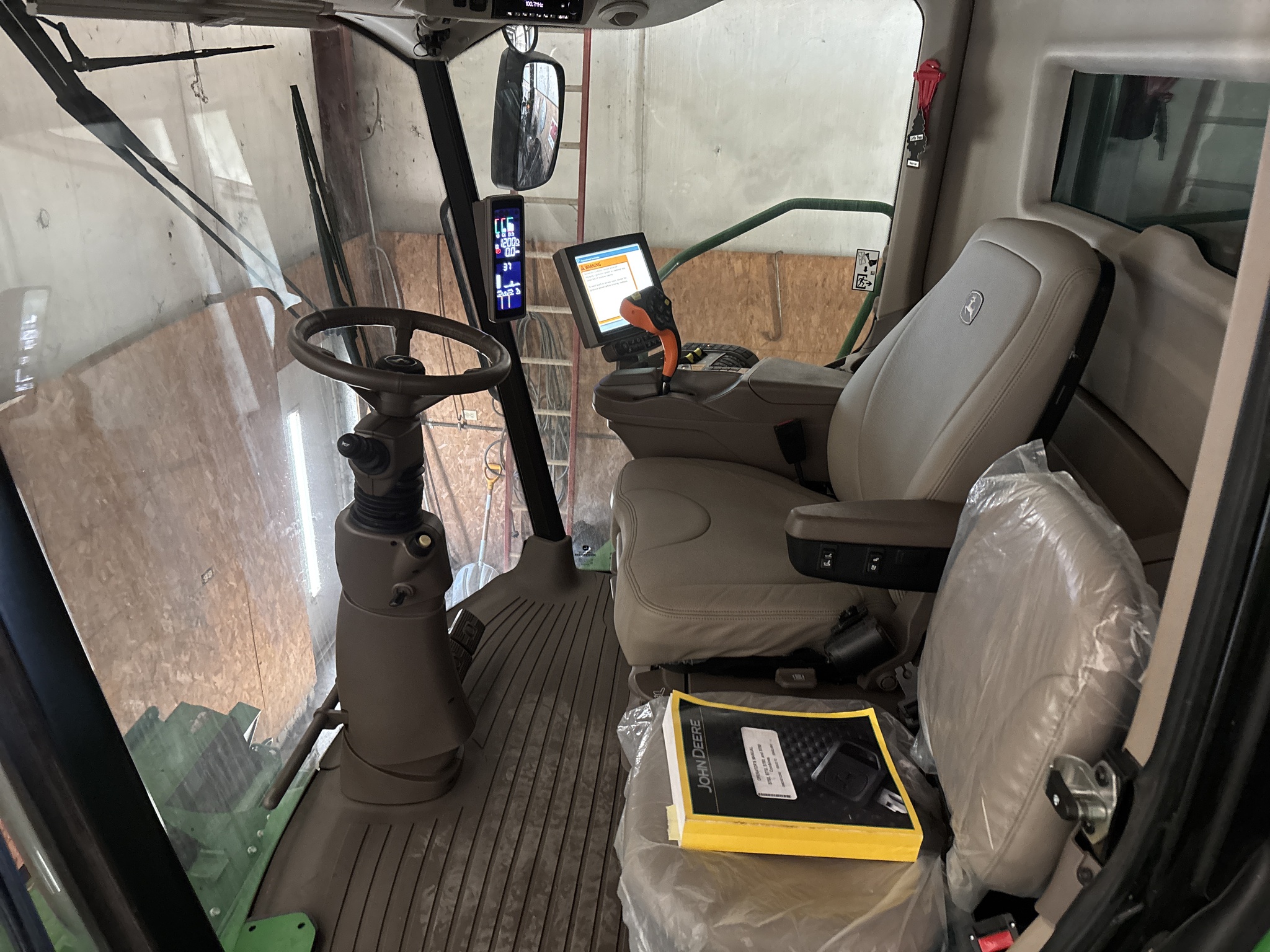 Used 2023 John Deere S780 Combines at Koenig Equipment in Urbana, OH - PhotoXL44