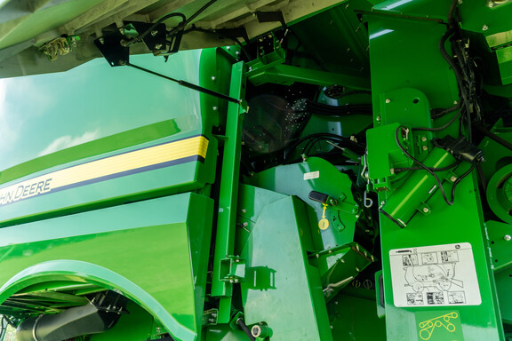 Used 2023 John Deere S780 Combines at Koenig Equipment in Anna, OH - Photo17