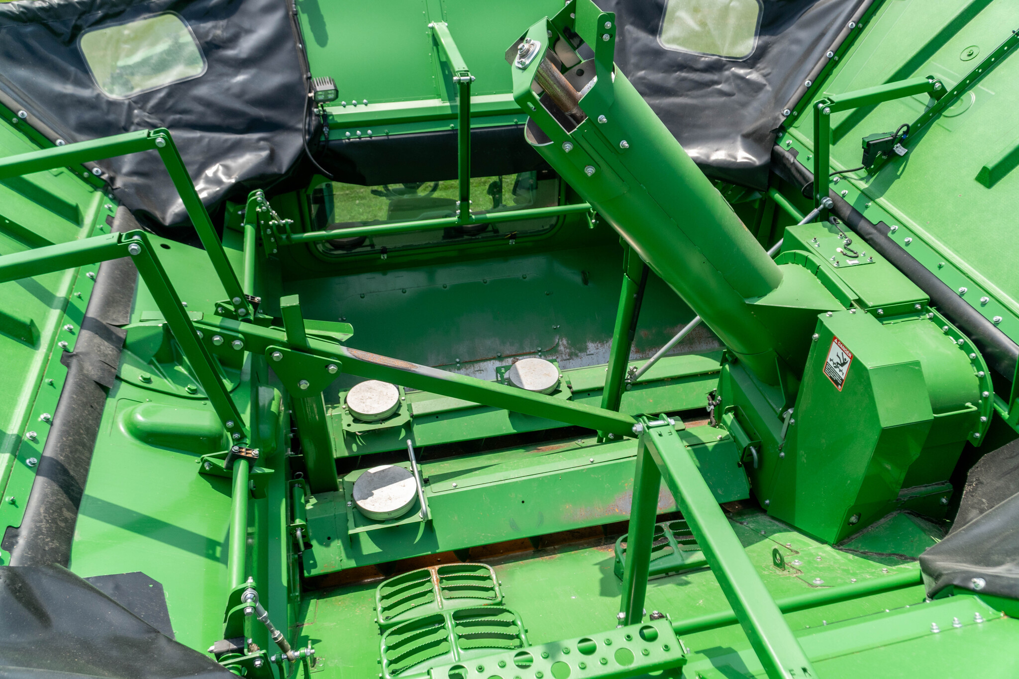 Used 2023 John Deere S780 Combines at Koenig Equipment in Anna, OH - PhotoXL32