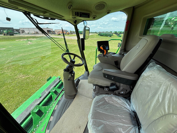 Used 2023 John Deere S780 Combines at Koenig Equipment in Anna, OH - Photo38