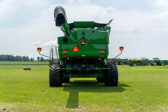 Used 2023 John Deere S780 Combines at Koenig Equipment in Anna, OH - Photo3