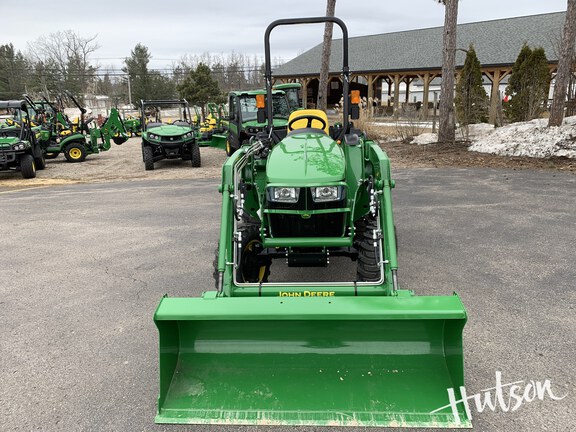 Photo of 2025 John Deere 3032E