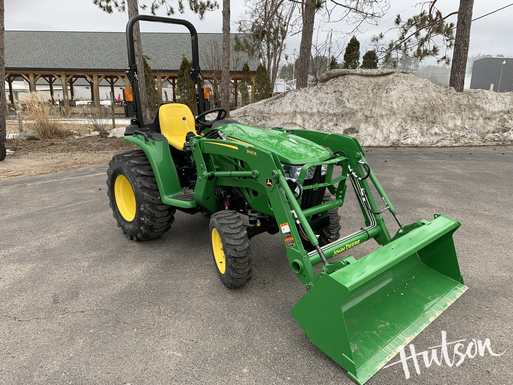2025 John Deere 3032E