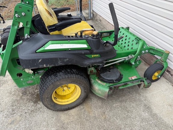 Photo of 2019 John Deere Z915E
