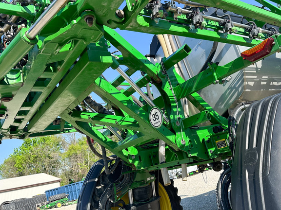 2022 John-Deere 412R